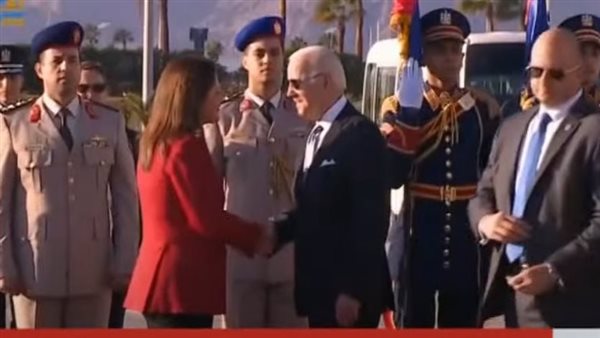 وزيرة التخطيط تستقبل