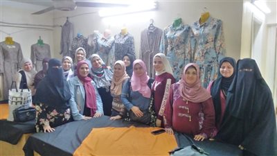 القوى العاملة: انتهاء دورة تدريبية على مهنة التفصيل والخياطة بالغربية 
