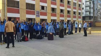 بعد زيارة مفاجئة.. إحالة جميع العاملين بمدرسة ابتدائية في المنوفية للتحقيق | بث مباشر