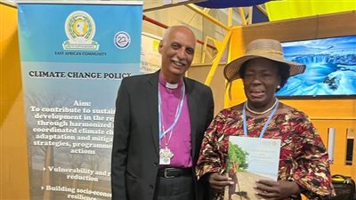 رئيس الأسقفية يلتقي رئيسة وزراء أوغندا.. ويتفقد جناح الهيئة الإنجيلية بـcop 27