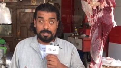 قصة كفاح الجزار الكفيف ببنها: بسعى على أكل عيشي عشان أستر بناتي | بث مباشر