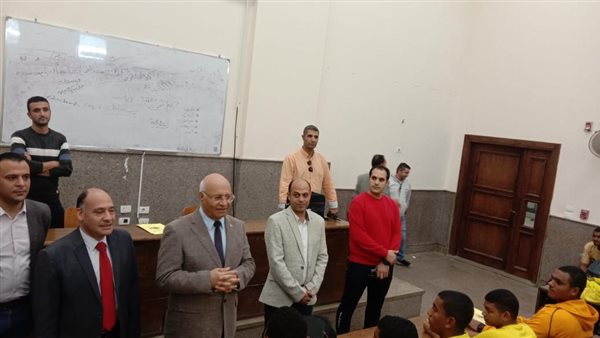 رئيس جامعة بنها 