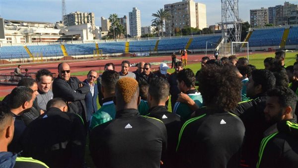 مصيلحي ولاعبي الاتحاد