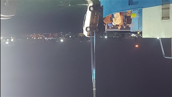 لحظة انتشال السيارة