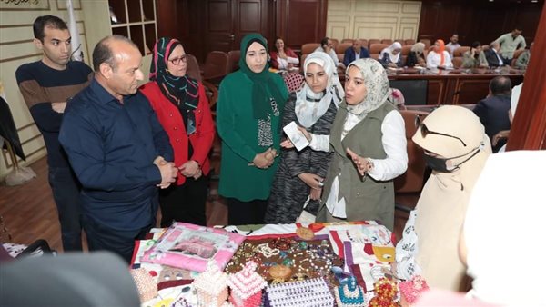 القوى العاملة ببني