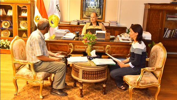 محافظ أسيوط 