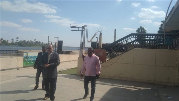 محافظ أسيوط 