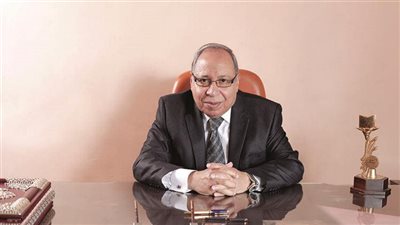 الكاتب الصحفي سمير رجب يغادر المستشفى بعد تماثله للشفاء