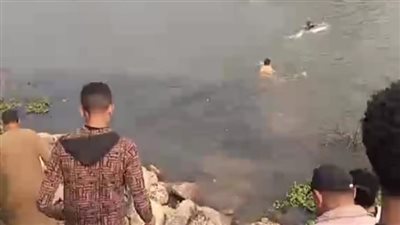 العثور على جثمان المفقود الرابع في حادث الـ ميني باص الغارق بالدقهلية | بث مباشر