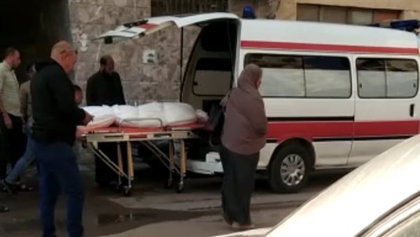 لحظة خروج الجثمان