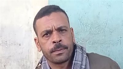 أمانة ماسح أحذية أعاد 100 ألف جنيه لصاحبها بقنا: باكلها بالحلال وعمري ما أقبل الحرام | بث مباشر