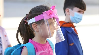 استشاري مناعة: جميع الأطفال عُرضة للإصابة المتكررة بالفيروس التنفسي المخلوي.. ويمكنهم التعافي منه