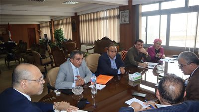 اللجنة التشريعية باتحاد العمال تراجع مشروع قانون العمل قبل مناقشته في مجلس النواب