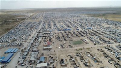 الإدارة الكردية تعلن إفساح المجال للسوريين المقيمين في مخيم الهول للعودة