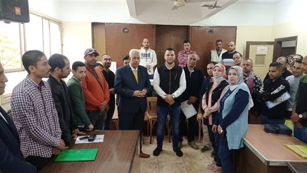 القوى العاملة بأسيوط