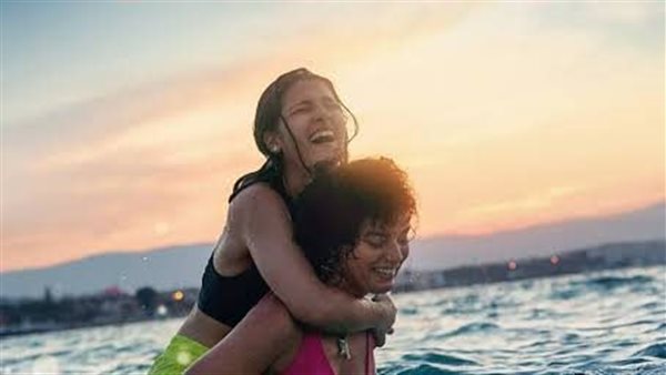 بوستر فيلم السباحتان