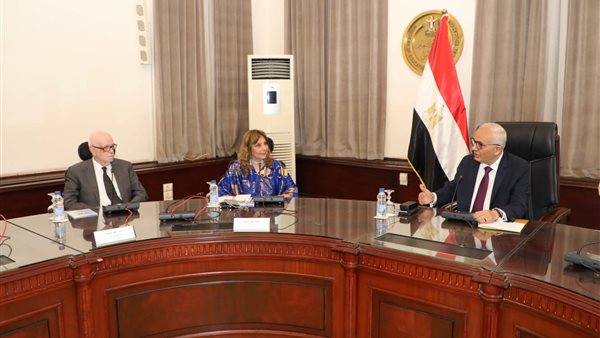 لقاء وزير التعليم