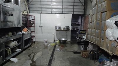 غلق وتشميع مطبخ ومخزن تابعين لمطعم حضر موت بالمعادي 