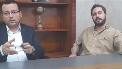 العملية كانت صعبة ومحتاجة حِرص.. تفاصيل عملية استخراج سيخ حديدي من صدر عامل | بث مباشر 