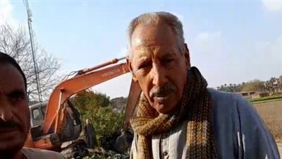 روحنا ردت لينا.. سعادة بين المزارعين بعد الاستجابة لشكواهم وتطهير ترعة قرية نشوة بالشرقية | بث مباشر 