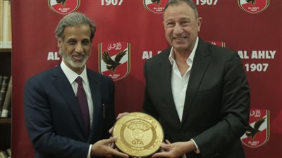 محمود الخطيب يتلقى دعوة لحضور كأس العالم 2022