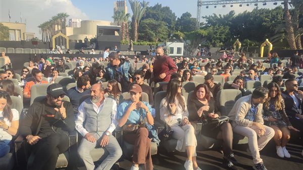 إلهام شاهين من ندوة