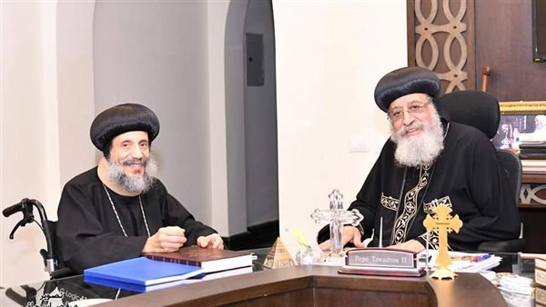 البابا تواضروس مع