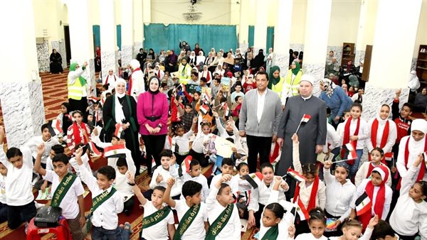 صورة لجمع كبير من