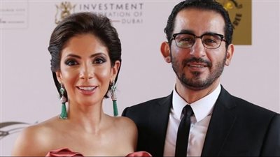 أحمد حلمي: هقدم فيلم مع منى زكي من تأليفي.. وبحضر لكتابي الثاني