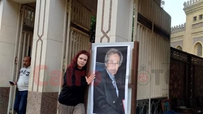 الصور الأولى من عزاء الموسيقار محمد سلطان