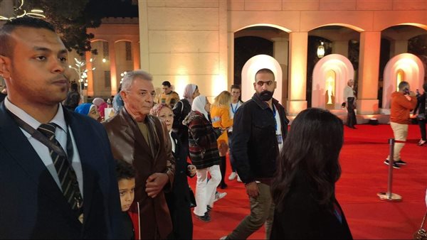 محمود حميدة وزوجته