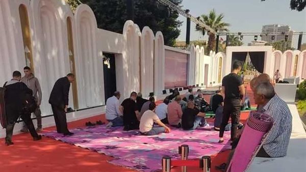 صلاة الجمعة بمهرجان