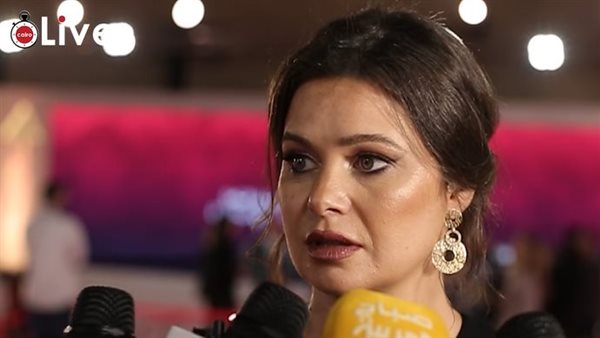 يسرا اللوزي