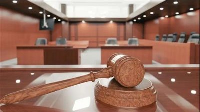 اتخانقوا على وضع التبن للبهائم.. المؤبد لعامل هشم رأس ابن عمه برجل دكة في قنا 