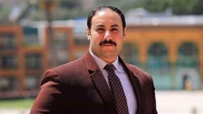 خبير: القطاع الغذائي بالبورصة يفقد جاذبيته بسبب ارتفاع الأسعار.. والعقارات والبتروكيماويات البديل