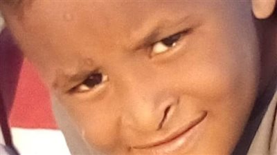 مصرع طفل صعقًا بالكهرباء خلال مشاركته في تنظيف المنزل بأسوان