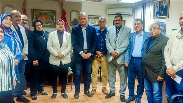 القيادات التعليمية