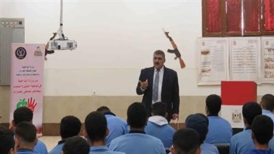 لقاءات أمنية في المدارس لتوعية التلاميذ بخطورة المخدرات وتأثيرها السلبي | صور