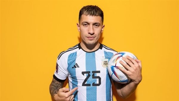 لاعب منتخب الأرجنتين