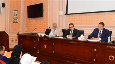 نقل النواب توصي بتطوير الطريق الصحراوي الشرقي من حلوان إلى المنيا