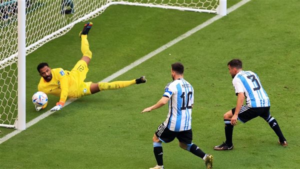 محمد العويس في مباراة