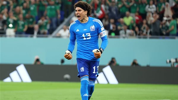 أوتشوا حارس مرمى