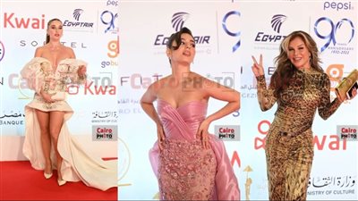 مشادات وقبلات ومواقف محرجة.. ملخص ختام مهرجان القاهرة السينمائي