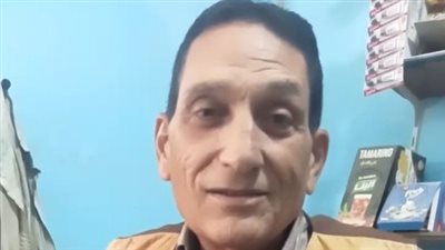 أشهر ضابط في تاريخ السينما الفنان حسين الشريف: كان نفسي يتم دعوتي لمهرجان القاهرة السينمائي | بث مباشر