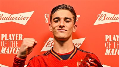 جافي يحصد جائزة أفضل لاعب في مباراة إسبانيا وكوستاريكا