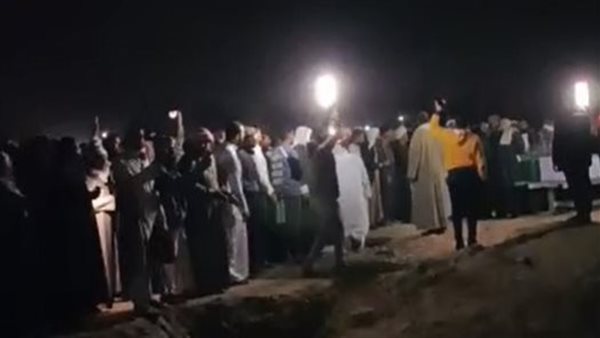 انتشال جثة سائق سيارة