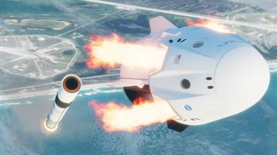“SpaceX” تجري الاختبار الأخير للمركبة الفضائية “Crew Dragon”
