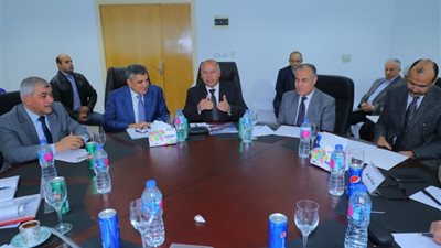 وزير النقل يتابع أعمال تنفيذ وإنشاء المحطة متعددة الأغراض بميناء الإسكندرية