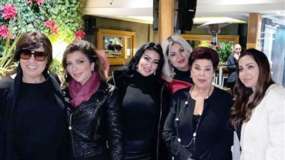 سهرة تجمع أصالة مع فيفي عبده وسمية الخشاب عقب أزمة طلاقها (صور)