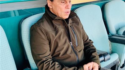 حسام البدري يتابع مباراة طلائع الجيش والاتحاد بالدوري